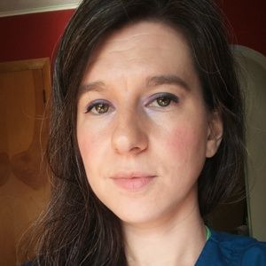 Meet your Posher, Lesley